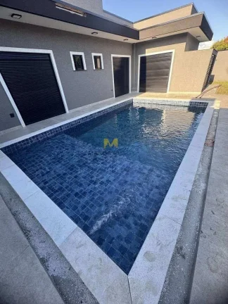 Imagem Casa de Alto Padrãoà venda, com píscina 2 suítes no Centro de Piraquara