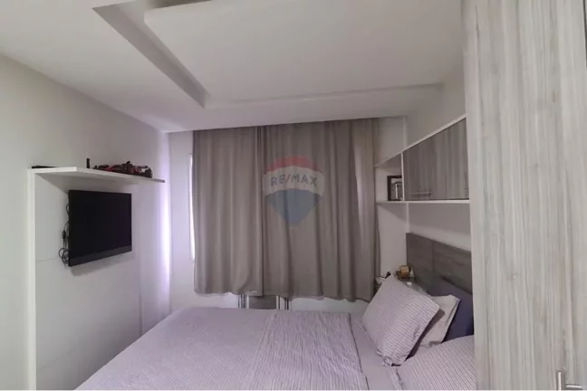 Imagem Apartamento à venda com 2 quartos, 1 suíte com 64 m² em Vila Valqueire-RJ