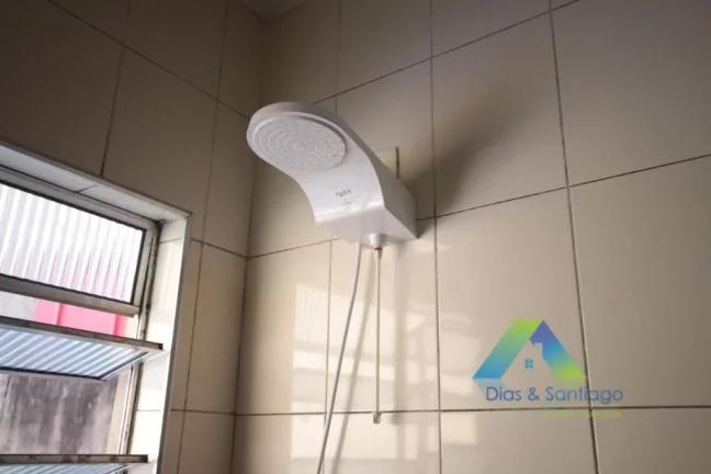 Imagem CASA COM 3 DORMTS 180 MTS EXCELENTE LOCALIZAÇÃO !!!