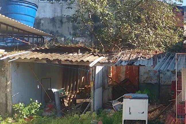 Imagem Loja com Ponto Comercial para venda em Pedra de Guaratiba