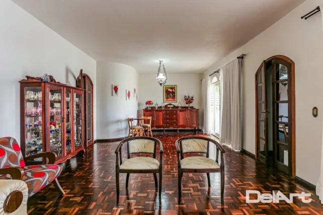 Imagem CASA DE 02 PAVIMENTOS - ÁREA DE 257,70m2 - CENTRO - RIO NEGRO/PR