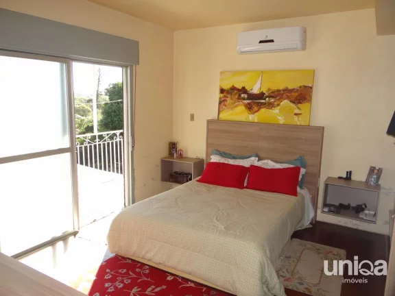 Imagem Casa de 03 dormitórios com terreno amplo,