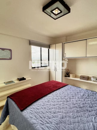 Imagem Apartamento à venda no Edf. Monte Castelo com vista para o Rio