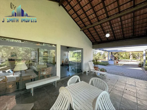 Imagem Casa TÉRREA em terreno de 10.490m² c/ casa Hóspede, Ateliê, Casa Caseiro.