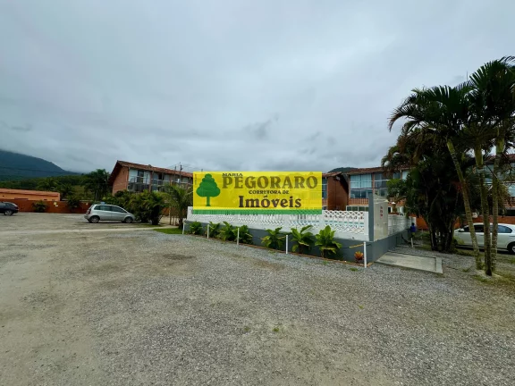 Imagem Flat de Condomínio na Maranduba - Ubatuba-SP - 1 quarto, 1 sala, 1 banheiro, 1 vaga - Excelente Localização