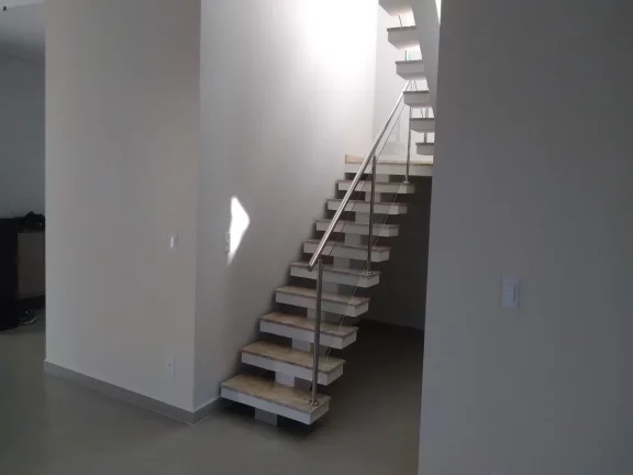 Imagem Sobrado Condomínio Ibi Aram II