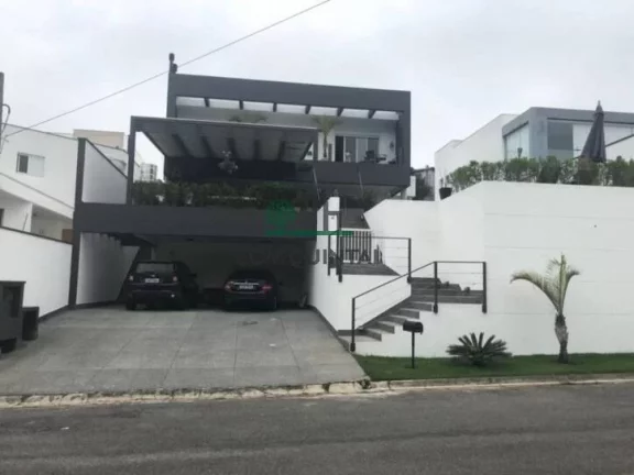 Casa com 4 Quartos à Venda, 400 m² em Chácara Do Refúgio - Carapicuíba