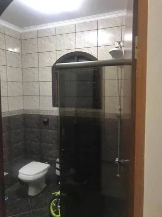 Imagem Sobrado com 3 dormitórios à venda, 250 m² por R$ 530.000,00 - Parque Gerassi - Santo André/SP