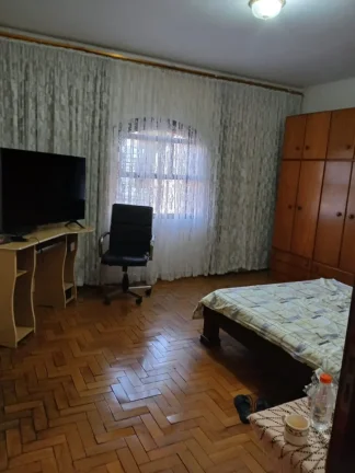 Imagem Sobrado para Venda com 164m², 3 dormitórios, 1 sala e 2 vagas!!!