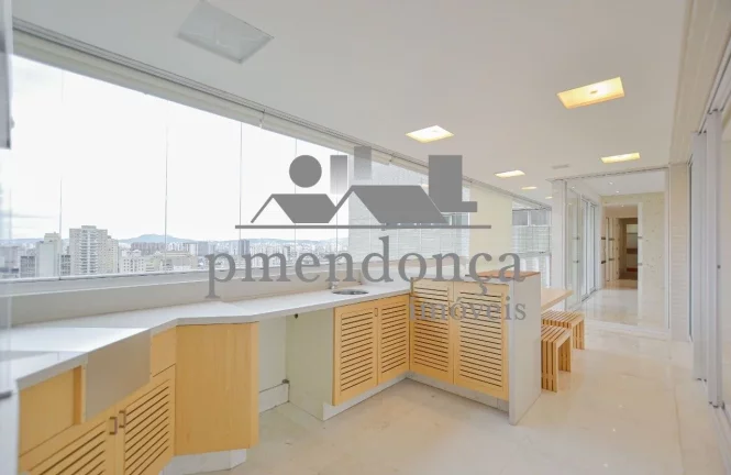 Imagem Belíssimo apartamento com vista panorâmica de 360º, voltado para o Vale do Pacaembu !