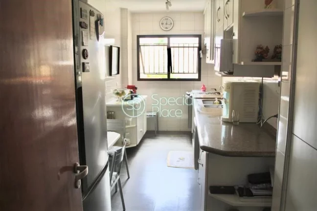 Imagem Ótimo apartamento com 132 m² em Perdizes. Amplo living para três ambientes com acesso à varanda,...