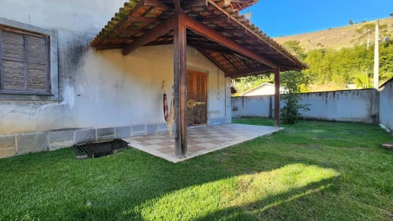 Imagem Casa em Condomínio para Venda em Teresópolis / RJ no bairro Prata