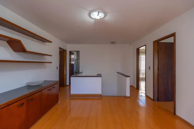 Imagem Casa Comercial no Seminário Curitiba