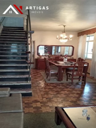Imagem Sobrado á venda na Rua Manoel Pereira Lobo Vl Regente Feijó A.T. 250 m² A.C. 210 m² 3 dormitórios 2 vagas