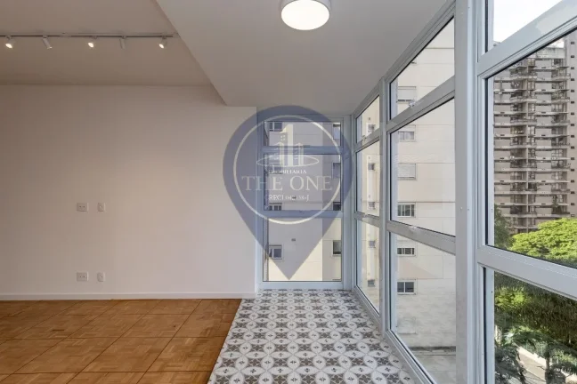 Imagem Apartamento de luxo no Jardim Paulista: 3 quartos, 3 suítes, 2 salas, 2 banheiros, 1 vaga, 141,32 m² - São Paulo-SP.