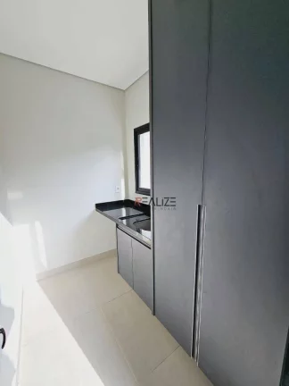 Imagem Casa moderna com 3 suítes à venda, 162 m² por R$ 1.450.000 - Condomínio Jardins Di Roma - Indaiatuba/SP