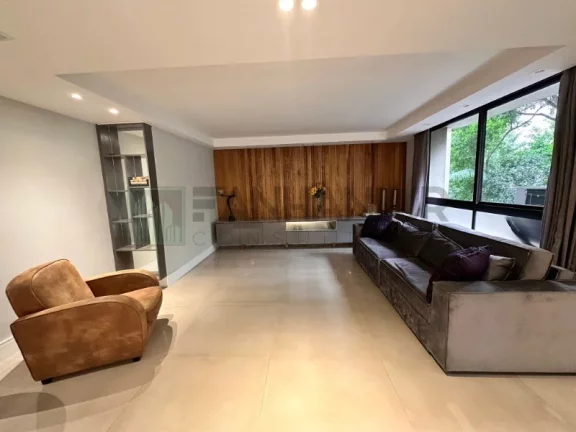 Imagem Imóvel de alto padrão: Apartamento à venda em São Paulo-SP, 5 quartos, 5 suítes, 4 salas, 6 banheiros, 4 vagas, 323m² no Jardim Europa.