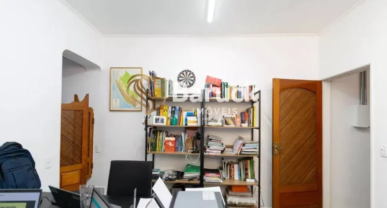 Imagem Sobrado com 3 Quartos à Venda, 227 m² em Cidade Vargas - São Paulo