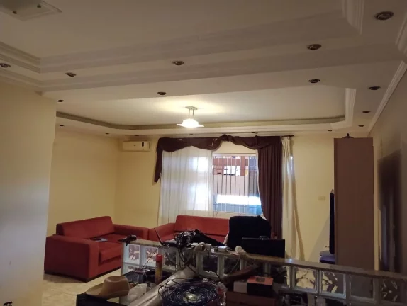 Imagem Sobrado com 3 dormitórios à venda, 279 m² por R$ 640.000,00 - Sitio Paredão - Ferraz de Vasconcelos/SP