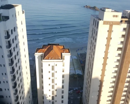 Imagem Apartamento com lazer nas Pitangueiras com vista para o mar