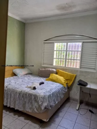 Imagem Casa para Venda em Limeira, Jardim Rosa Marrafon Lucas, 4 dormitórios, 1 suíte, 2 banheiros, 2 vagas