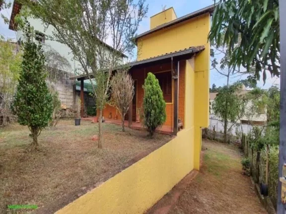 Imagem Linda casa, construção ecológica, com aquecimento solar.
Construção com menos de 10 anos.
área...