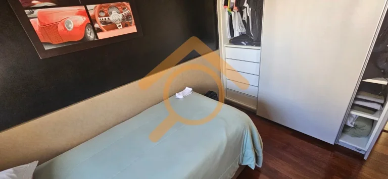 Imagem Apartamento de luxo no Condomínio Domínio Marajoara: 3 quartos, 3 suítes, 2 salas, 5 banheiros, 3 vagas, 190m² em SP. Venha conferir!