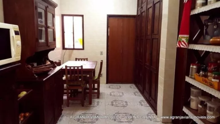 Imagem Casa com 3 dormitórios à venda, 198 m² - GRANJA VIANA – VILA DIVA - Carapicuíba/SP