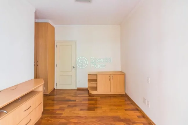 Imagem Lindenberg em Higienópolis. São 306m² de área privativa, com 4 dormitórios ( 4 suítes) e 4 vag...