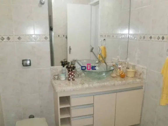 Imagem Apartamento 2 Quartos, 1 Suíte, 1 Vaga demarcada, Piscina - Centro - São Vicente/SP