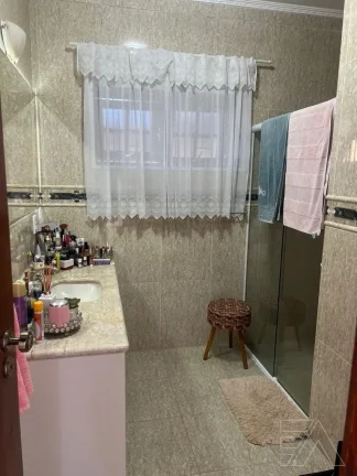 Imagem ATIBAIA BELVEDERE. CASA COM PISCINA. 04 DORM.