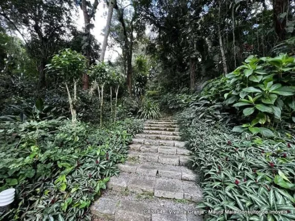 Imagem Taboleiro Verde - Chácara 5 mil m² - Arquitetura com forte pegada ecológica