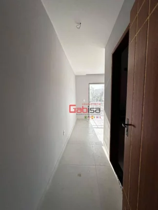 Imagem Casa com 2 dormitórios à venda, 100 m² por R$ 371.000,00 - Peró - Cabo Frio/RJ