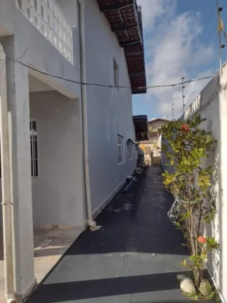 Imagem Casa para Venda em Itanhaém, Cibratel II, 4 dormitórios, 1 suíte, 2 banheiros, 4 vagas