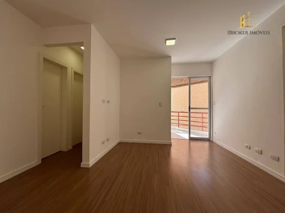 Imagem Apartamento REFORMADO com 2 quartos à venda, 49 m² por R$ 420.000 - Bigorrilho - Curitiba/PR