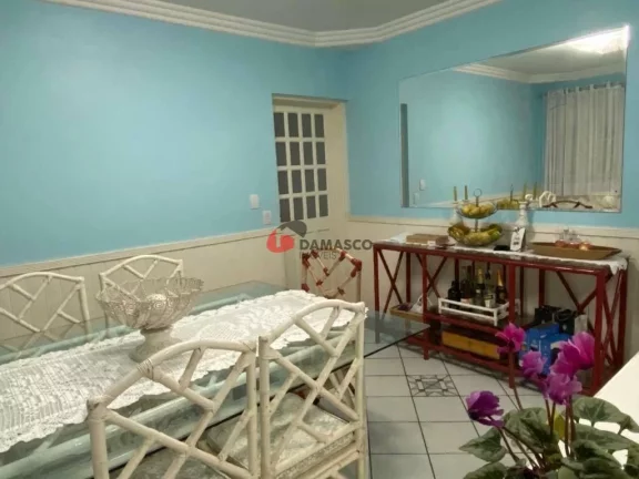 Imagem Sobrado à venda 3 Quartos, 1 Suite, 2 Vagas, 180M², Sítio da Figueira, São Paulo - SP