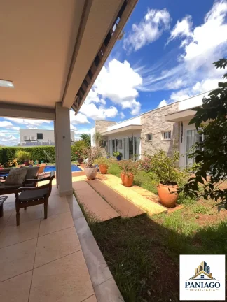Imagem Casa no Belvedere I com 3 suítes
