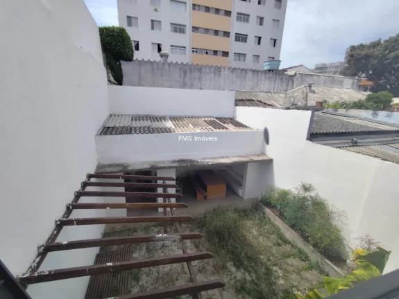 Imagem Locação de Prédio Comercial no Alto da Lapa: 12 Salas, 4 Banheiros, 3 Vagas de Garagem, 300m² de Área