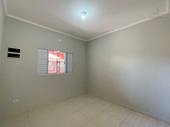 Imagem LINDA CASA COM PISCINA EM MONGAGUÁ LADO PISTA