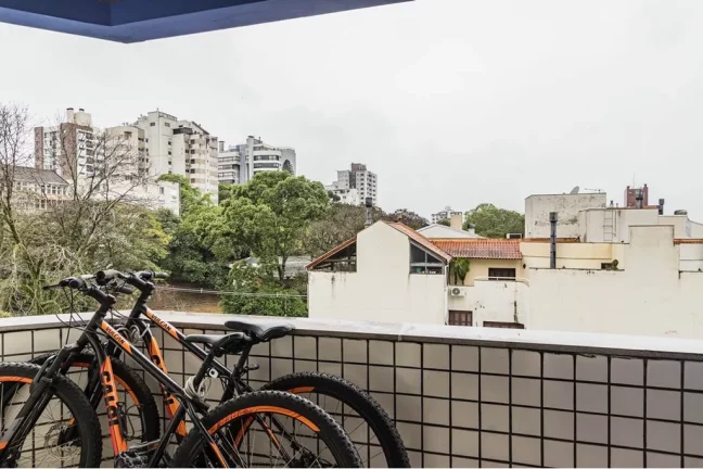 Imagem Apartamento à venda em Porto Alegre, Petrópolis, com 2 quartos, 126m2