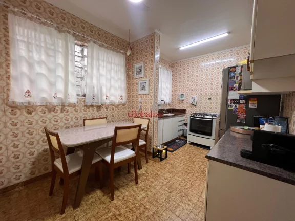 Imagem Sobrado à Venda com 3 dormitórios e 1 vaga no bairro Encruzilhada em Santos por R$ 910.000,00