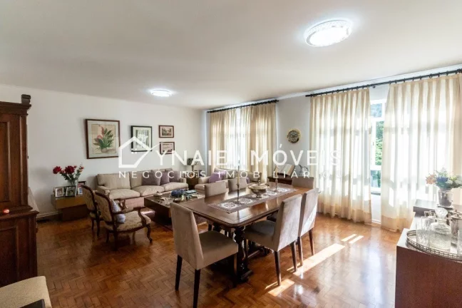 Imagem Apartamento à venda na Bela Vista, São Paulo-SP: 3 quartos, 1 suíte, 3 banheiros, 1 vaga de garagem, 126m² de área.