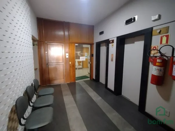 Imagem Vendo apto 1 dorm. em frente a Santa Casa - Bairro Bom Fim - Porto Alegre/RS.