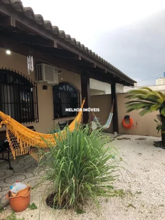 Imagem Casa a venda no Bairro Cordeiros em Itajaí