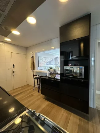 Imagem APARTAMENTO À VENDA EM MOEMA COM 3 DORMITÓRIOS