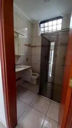 Imagem CASA Á VENDA NO JARDIM SANTA MONICA EM FRANCA/SP - 250m² terreno - 221m² construção - 04 dormitórios sendo 1 suíte
