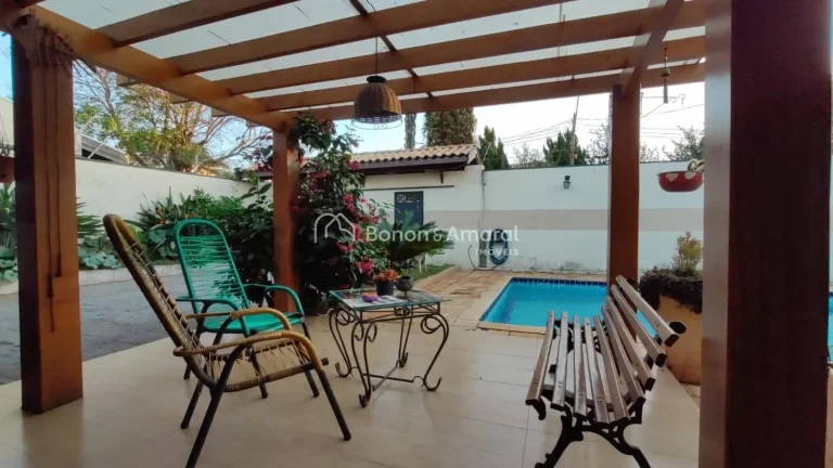 Imagem Casa térrea a venda no bairro Itapoan, Paulínia.

Excelente casa térrea com 540 metros de terreno...