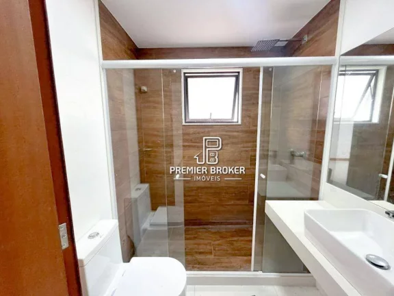 Imagem Casa com 4 dormitórios à venda, 200 m² por R$ 1.500.000,00 - Albuquerque - Teresópolis/RJ