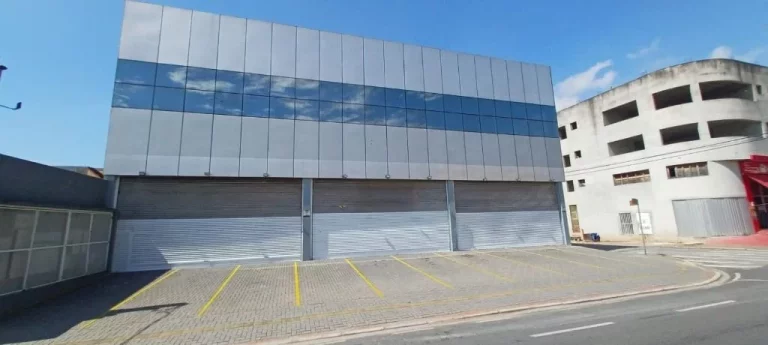Imagem Salão para alugar, 759 m² - Calmon Viana - Poá/SP
