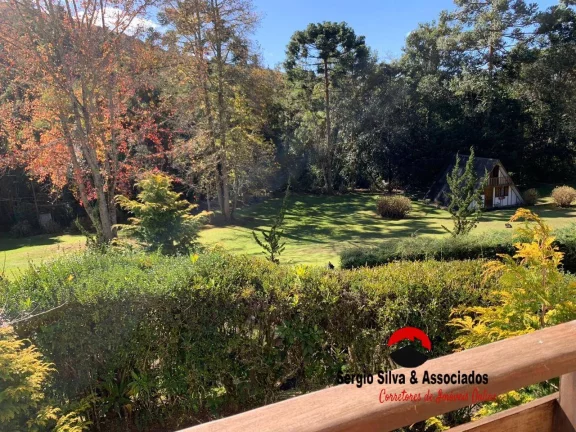 Imagem Casa para Locação Anual na Região do Alto do Capivari em Campos do Jordão.